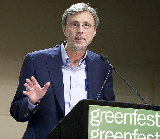 Thom Hartmann