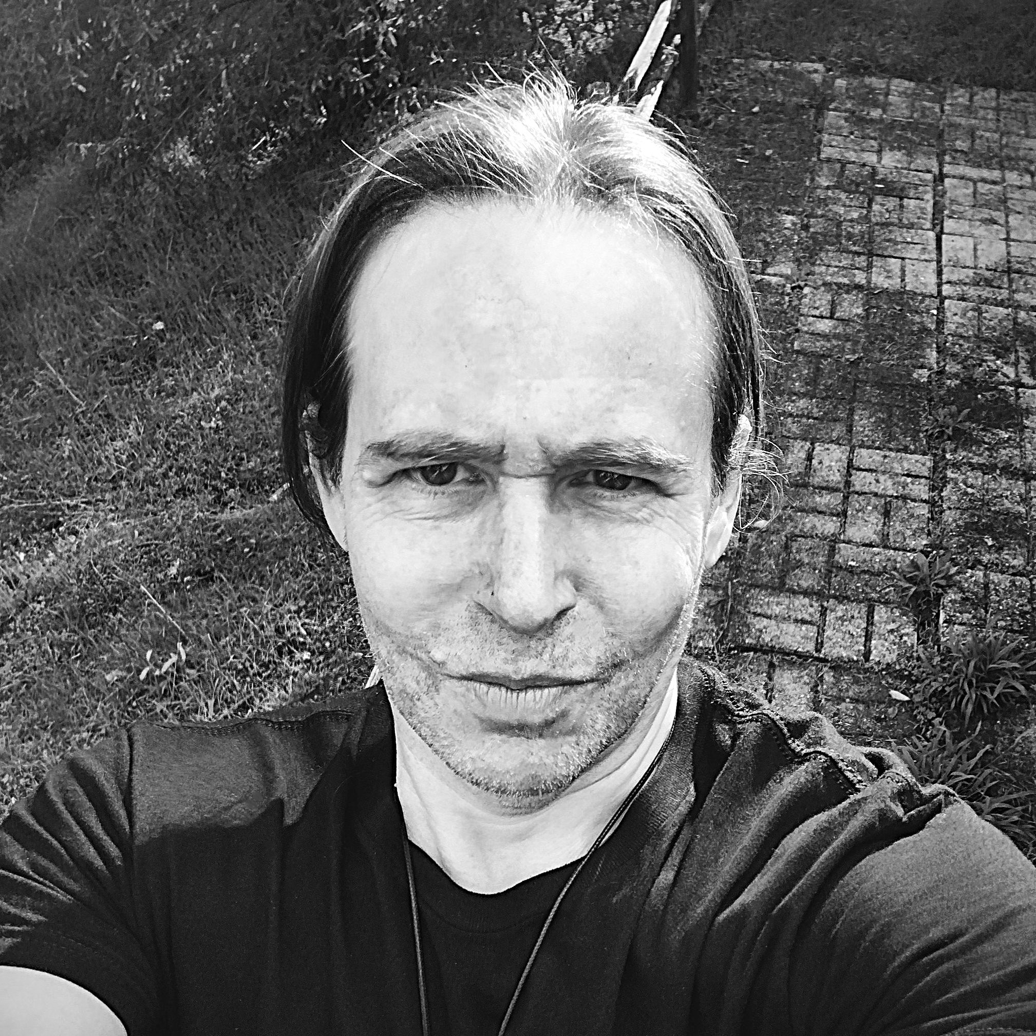 Damon Orion_Headshot_January 2025